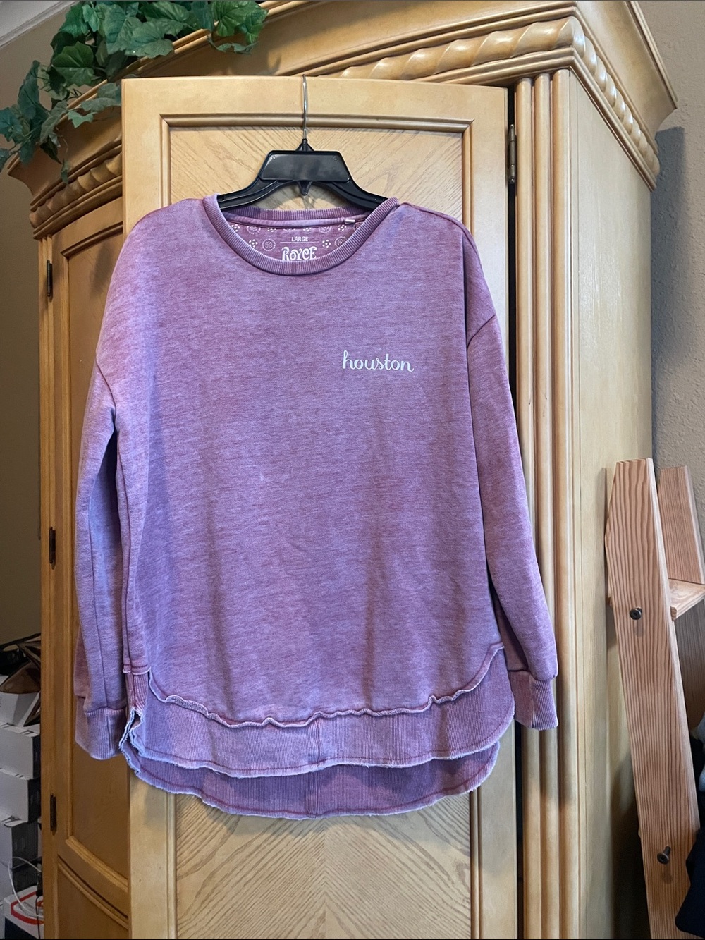 Royce Houston sweatshirt size large